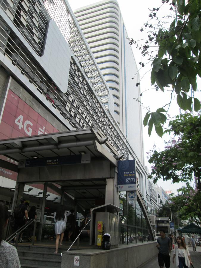 Nexchange Hostel Bangkok Exterior photo